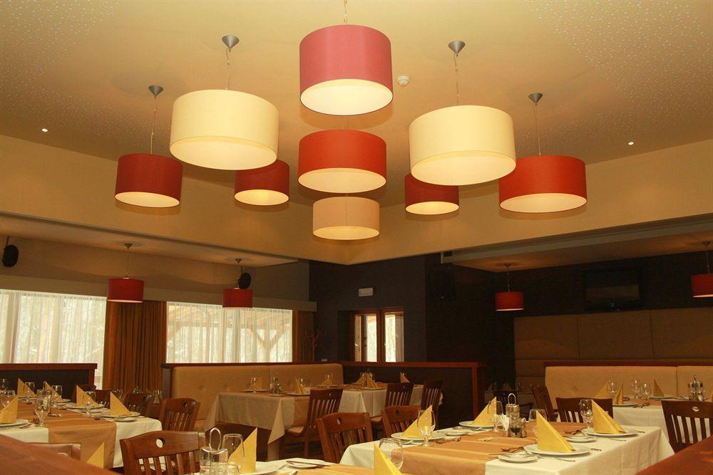 Erdospuszta Club Hotel Fenyves Дебрецен Экстерьер фото