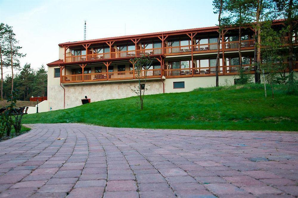 Erdospuszta Club Hotel Fenyves Дебрецен Экстерьер фото