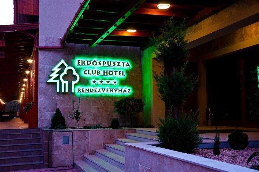 Erdospuszta Club Hotel Fenyves Дебрецен Экстерьер фото