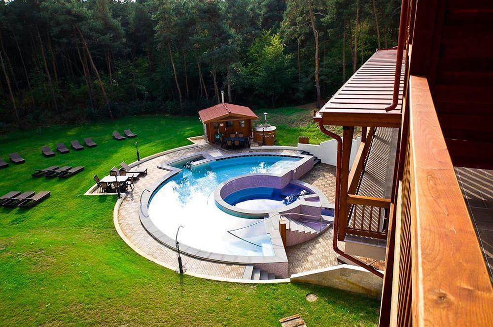 Erdospuszta Club Hotel Fenyves Дебрецен Экстерьер фото